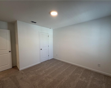 6715 Armonia Drive Sw - Photo Thumbnail 21