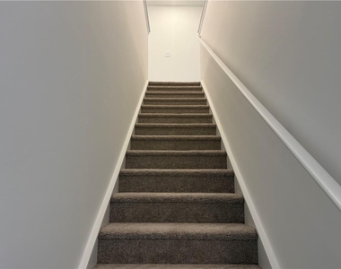 6715 Armonia Drive Sw - Photo Thumbnail 9