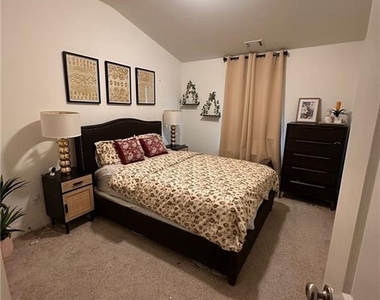 485 Auburn Valley Way - Photo Thumbnail 2