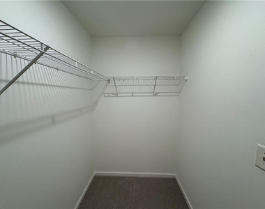 2485 Emma Way - Photo Thumbnail 13