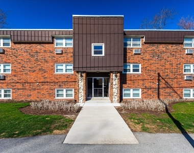 5740 East Avenue - Photo Thumbnail 17
