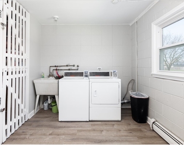 5740 East Avenue - Photo Thumbnail 15