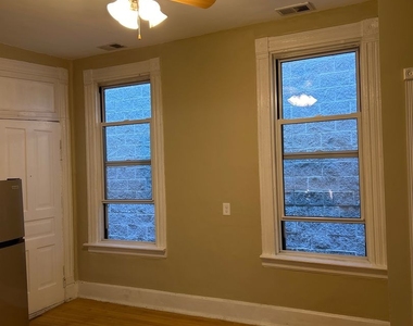 862 N Hermitage Avenue - Photo Thumbnail 13
