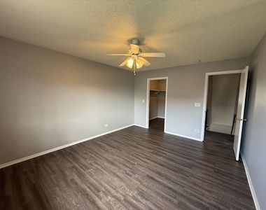 4564 Whitney Drive - Photo Thumbnail 9