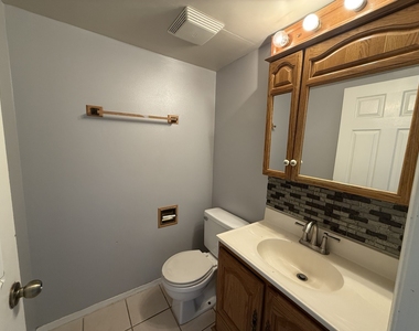 4564 Whitney Drive - Photo Thumbnail 7