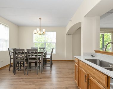 16641 S Liberty Circle - Photo Thumbnail 7