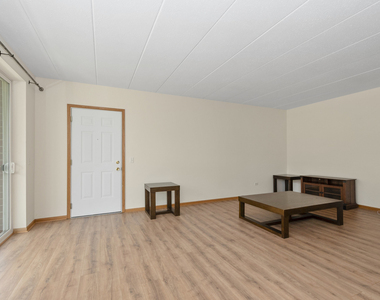 16641 S Liberty Circle - Photo Thumbnail 8