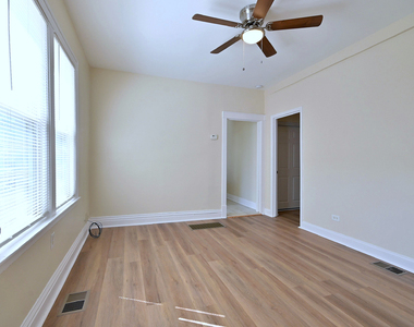 8602 S Muskegon Avenue - Photo Thumbnail 1
