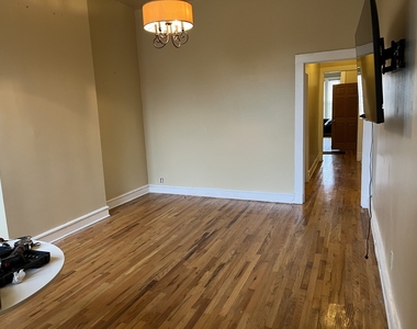 4429 S Calumet Avenue - Photo Thumbnail 13