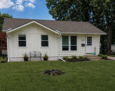 2319 Pinehurst Drive - Photo Thumbnail 24