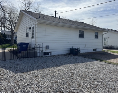 2319 Pinehurst Drive - Photo Thumbnail 23