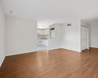 93 N Victoria Lane - Photo Thumbnail 3