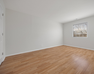 93 N Victoria Lane - Photo Thumbnail 11