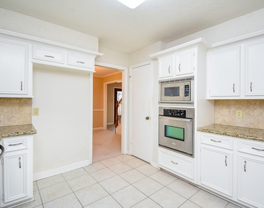 910 Shillington Drive - Photo Thumbnail 21