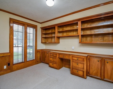 910 Shillington Drive - Photo Thumbnail 10