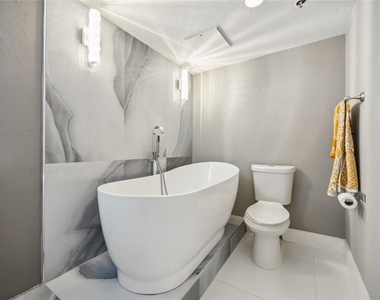 3525 Sage Road - Photo Thumbnail 16
