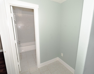 4826 Bristol Street - Photo Thumbnail 10