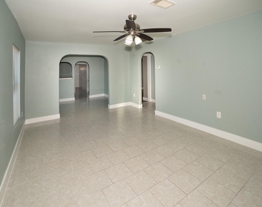 4826 Bristol Street - Photo Thumbnail 4