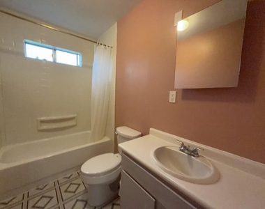 15118 Carraway Court - Photo Thumbnail 5