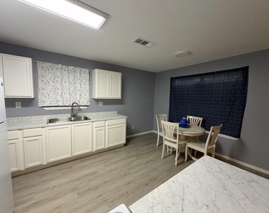15118 Carraway Court - Photo Thumbnail 2