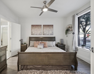 1717 Silver Street - Photo Thumbnail 11