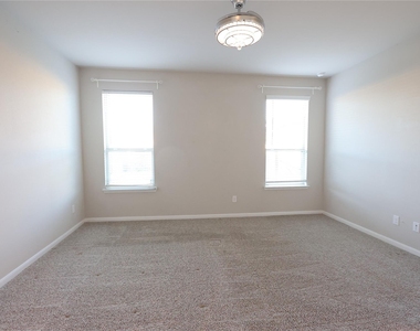 5438 Atwood Canyon Court - Photo Thumbnail 8