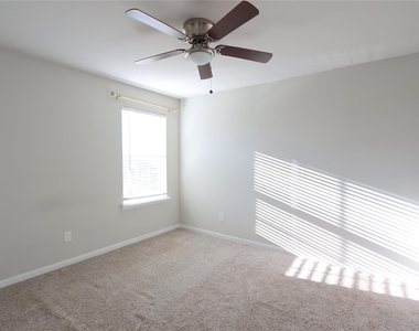 5438 Atwood Canyon Court - Photo Thumbnail 16