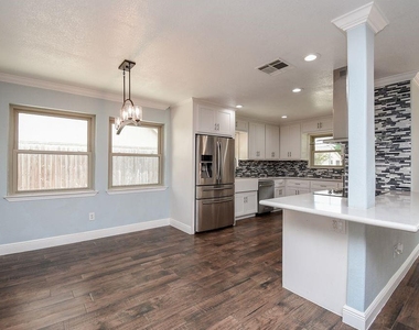 21338 Park Villa Drive - Photo Thumbnail 7