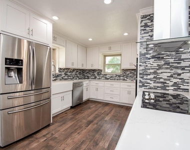 21338 Park Villa Drive - Photo Thumbnail 4
