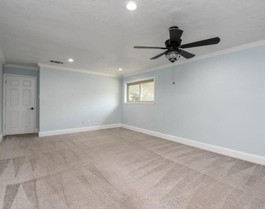 21338 Park Villa Drive - Photo Thumbnail 15