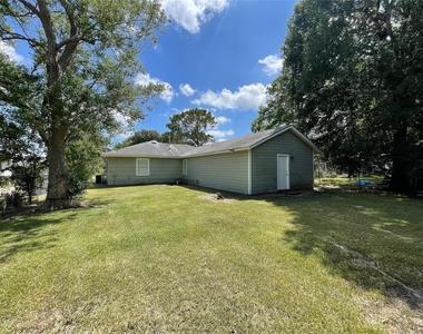 1241 Chevy Chase Street - Photo Thumbnail 14