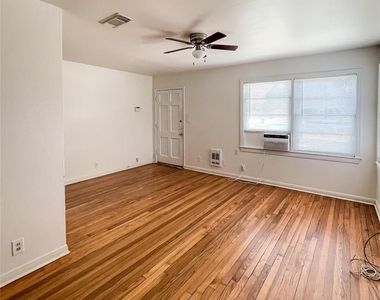 1241 Chevy Chase Street - Photo Thumbnail 2