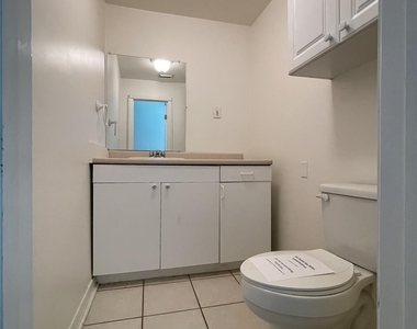 1241 Chevy Chase Street - Photo Thumbnail 11