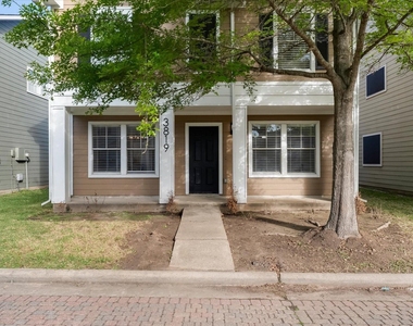 3819 W Traditions Court - Photo Thumbnail 3