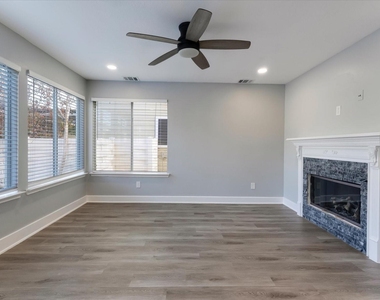 3819 W Traditions Court - Photo Thumbnail 16
