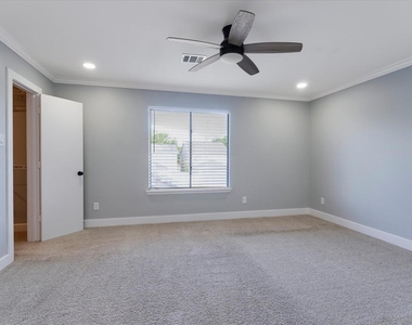 3819 W Traditions Court - Photo Thumbnail 20