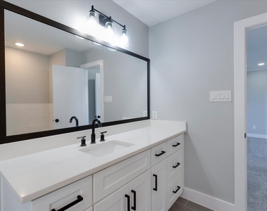 3819 W Traditions Court - Photo Thumbnail 24