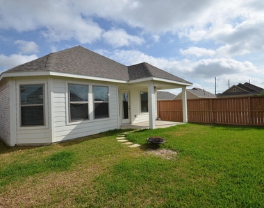 8230 Blue Fish Drive - Photo Thumbnail 6