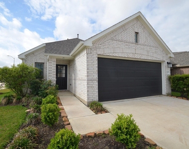 8230 Blue Fish Drive - Photo Thumbnail 11