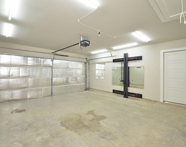 8230 Blue Fish Drive - Photo Thumbnail 9