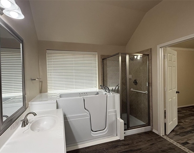 13615 Evening Wind Drive - Photo Thumbnail 12