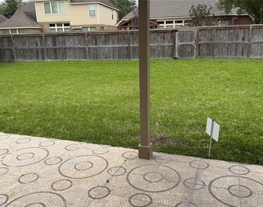 13615 Evening Wind Drive - Photo Thumbnail 18