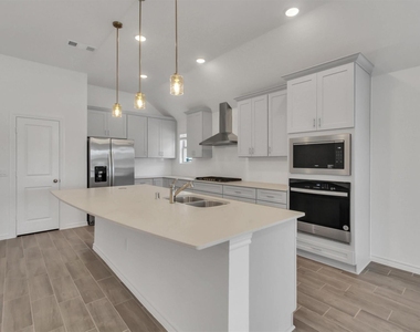 1208 Garden Jade Drive - Photo Thumbnail 4