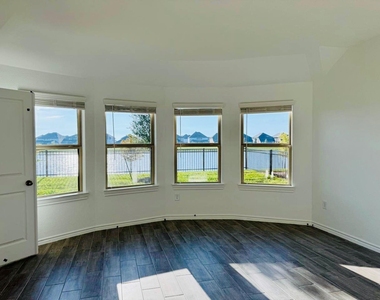 1208 Garden Jade Drive - Photo Thumbnail 15