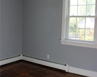 2300 Farrand Street - Photo Thumbnail 16