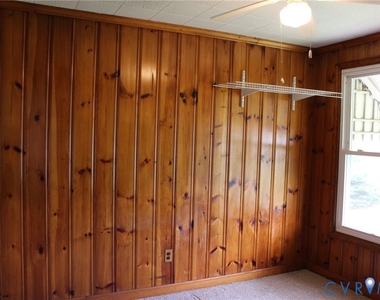 2300 Farrand Street - Photo Thumbnail 6