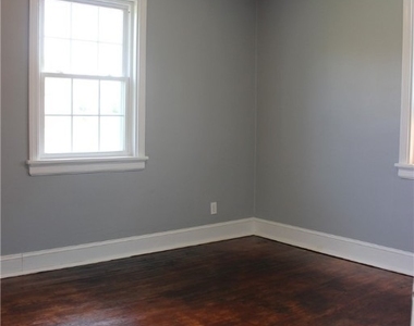 2300 Farrand Street - Photo Thumbnail 17