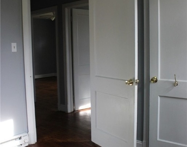 2300 Farrand Street - Photo Thumbnail 14