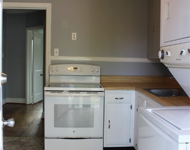 2300 Farrand Street - Photo Thumbnail 9