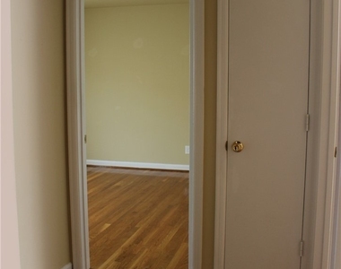 110 Dupuy Avenue - Photo Thumbnail 14